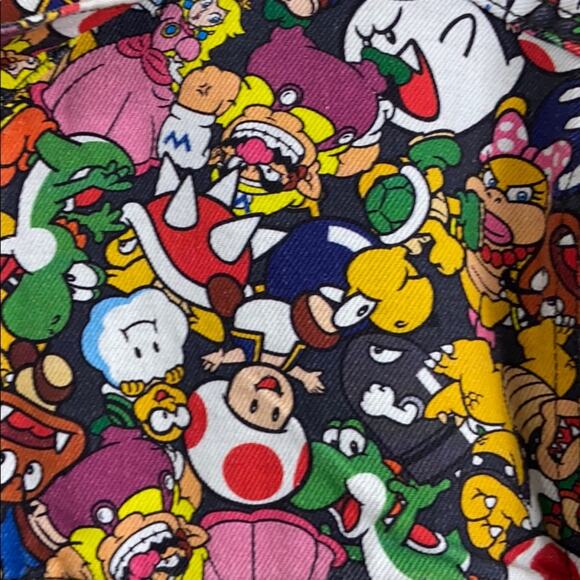 Levi’s x Super Mario Women’s Cropped Trucker Jacket | Iconic Denim Collab - Picture 8 of 8